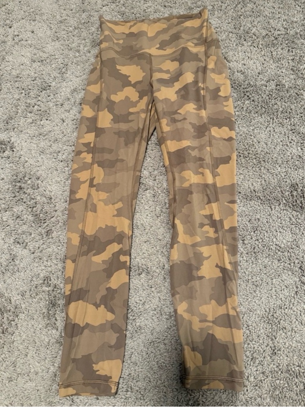 Lululemon Camo Leggings Size 6